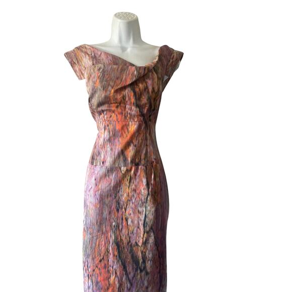 Black Halo Dress - Picture 6 of 8